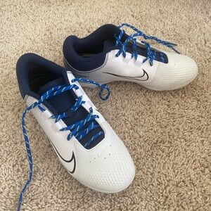 NWOT Nike Women’s Hyperdiamond Softball Cleats